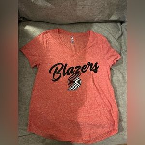 Women’s Size M Blazers Short Sleeve Tee